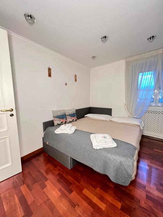 Casa Vacanze Maridy Naples Luaran gambar