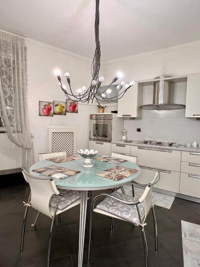 Casa Vacanze Maridy Naples Luaran gambar