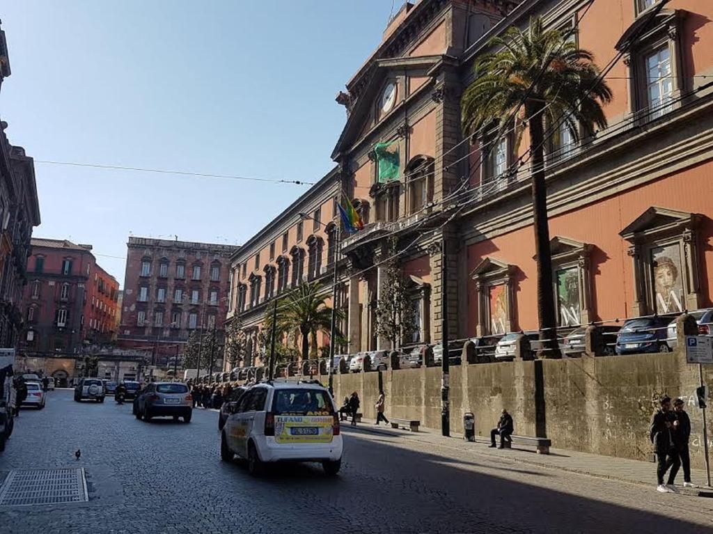 Casa Vacanze Maridy Naples Luaran gambar